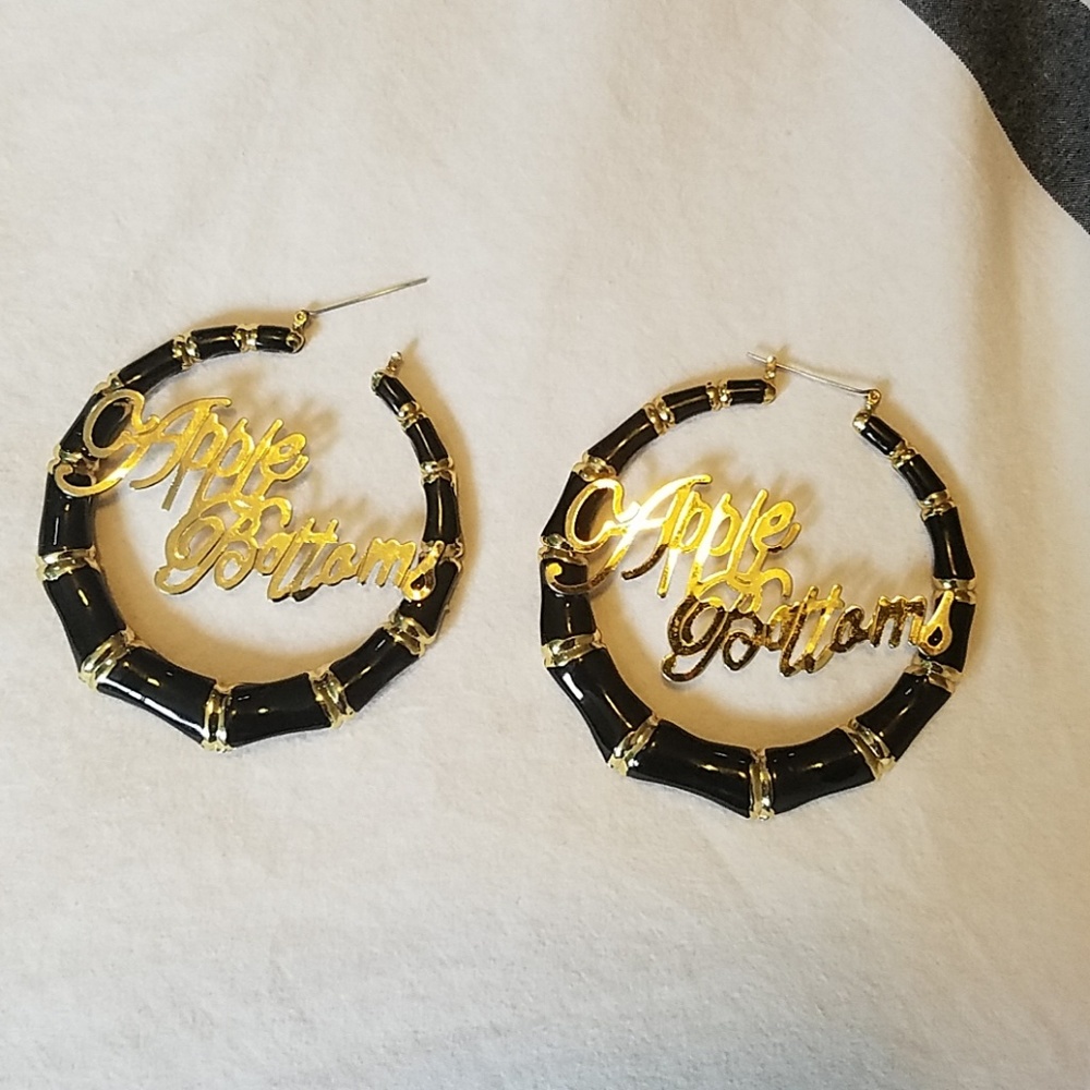 Apple Bottoms hoop earrings